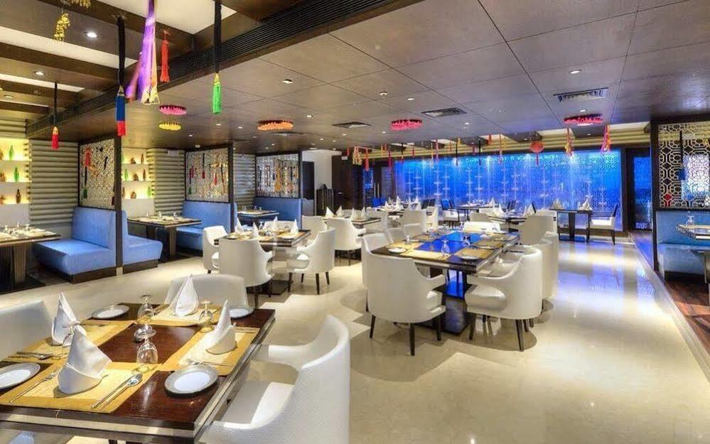 פארידבד Hotel Delite Grand מראה חיצוני תמונה